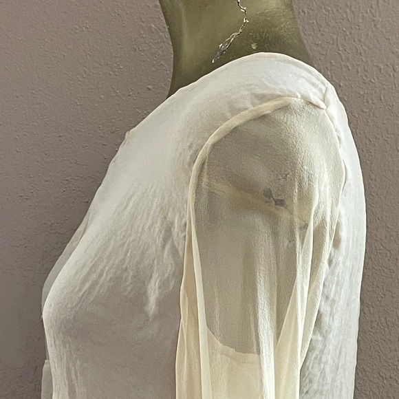 LINE & DOT Sheer Ivory NWT Tunic TOP Medium - Picture 4 of 12